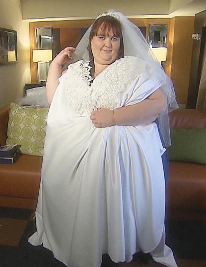 Susanne Eman Looks To Hold Heaviest Bride Record