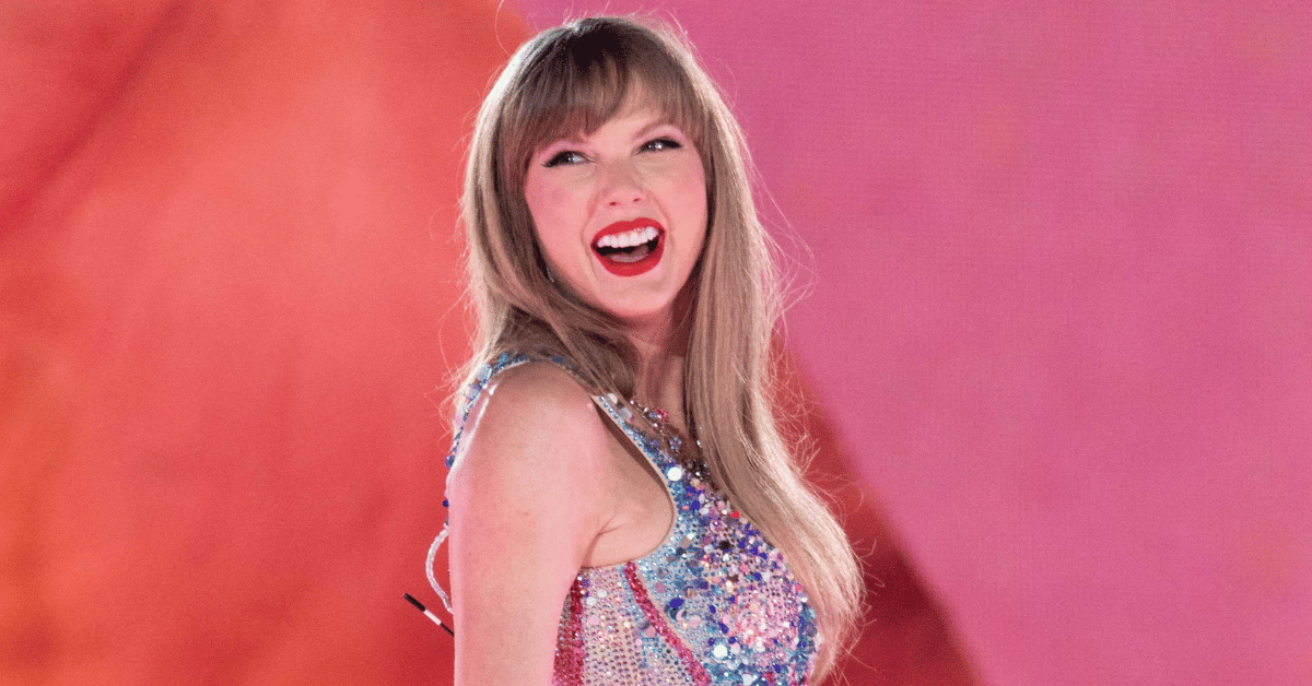 Hours After 'Dating' Truth, Taylor Swift Bags $37M Phenomenal