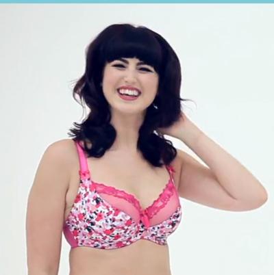 Anorexic Turned Plus Sized Lingerie Model Alice Jackson Flaunts Her Curves