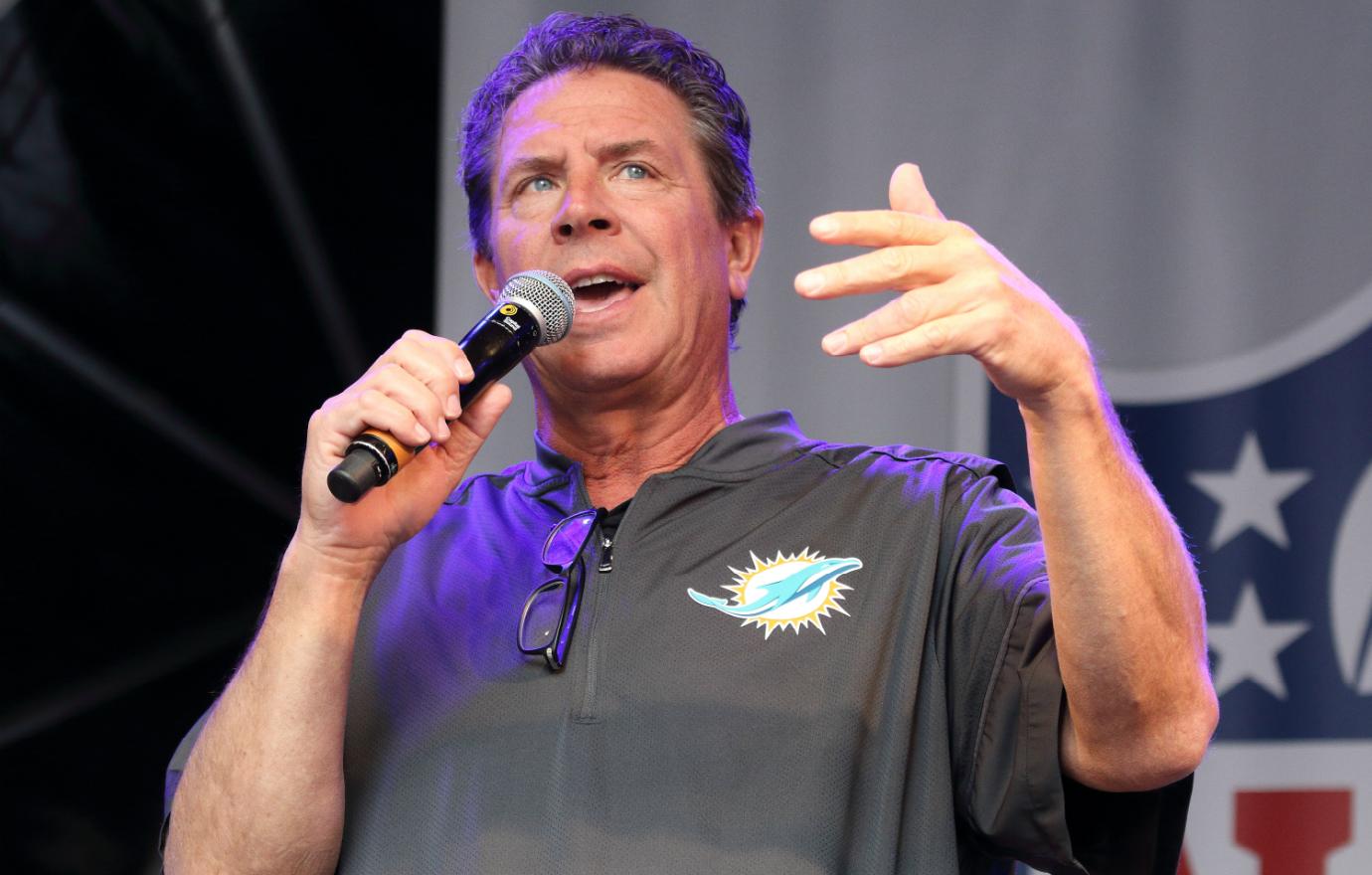 Dan Marino had to fess up to an affair that produced a secret baby, when the baby mama sued.