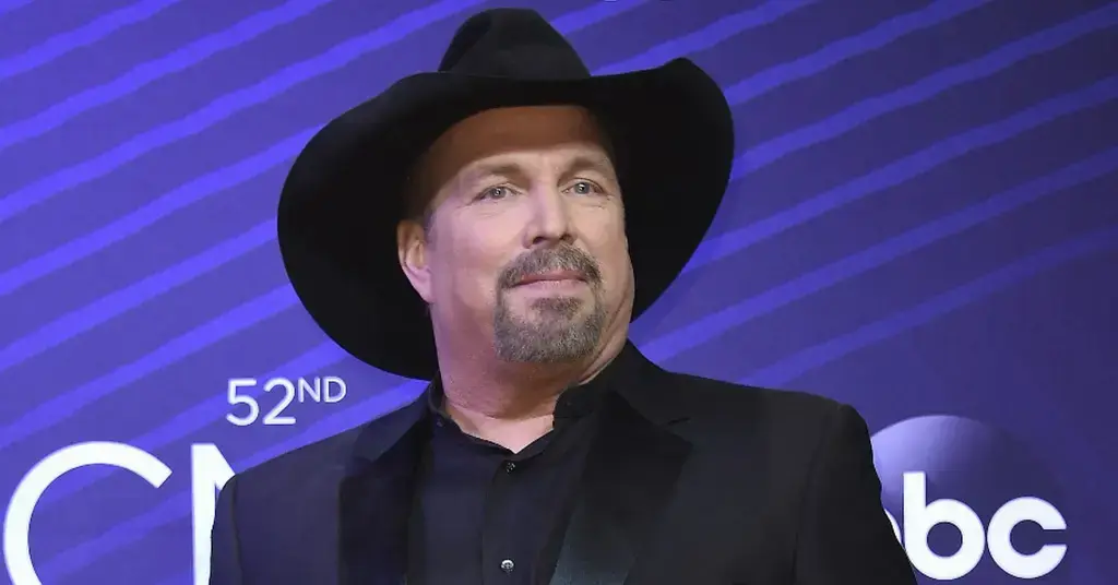 garth brooks plotting flee us ireland rape scandal wife trisha yearwood