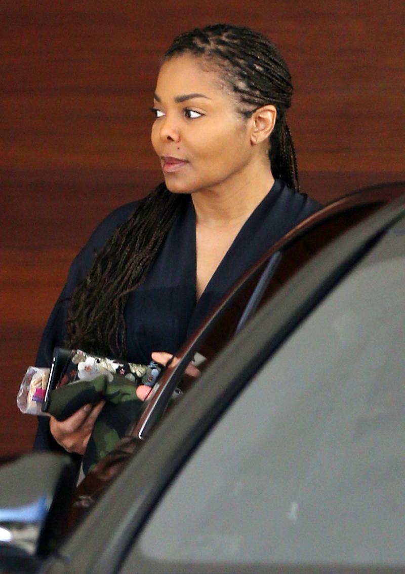 Janet Jackson Pregnant Baby Bump