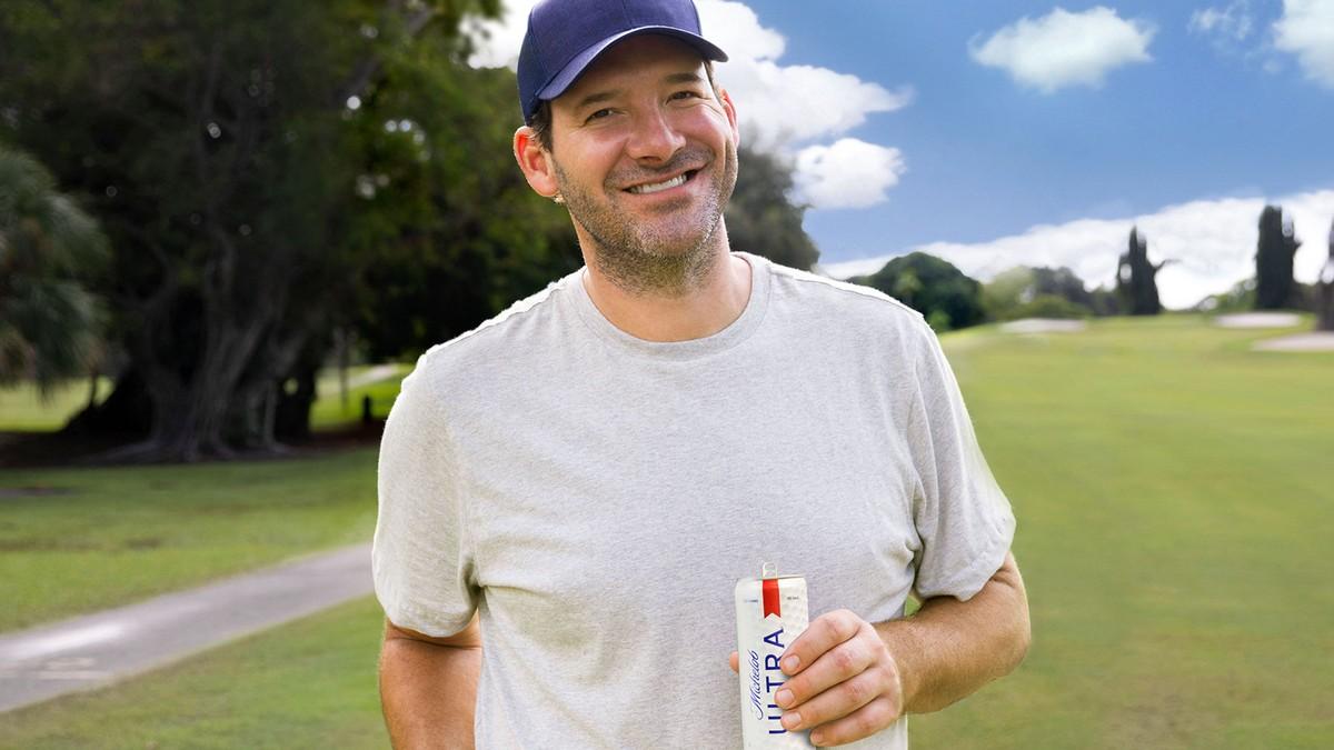 Tony Romo's drunk-driving bust follows his two-year relationship with Jessica Simpson, which ended in 2009.
