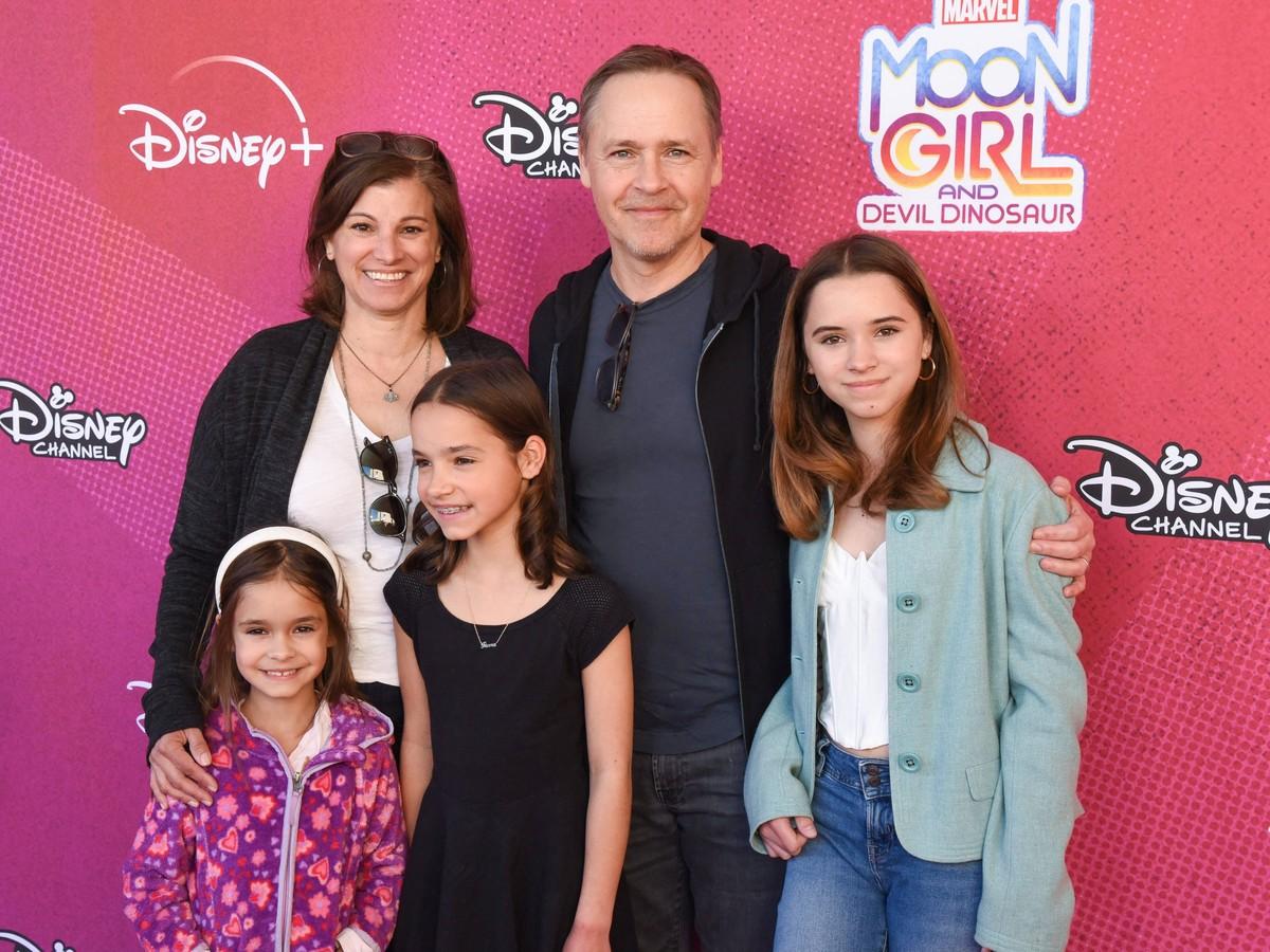 Chad Lowe and Kim Painter announced the death of their 13-year-old daughter, Fiona.