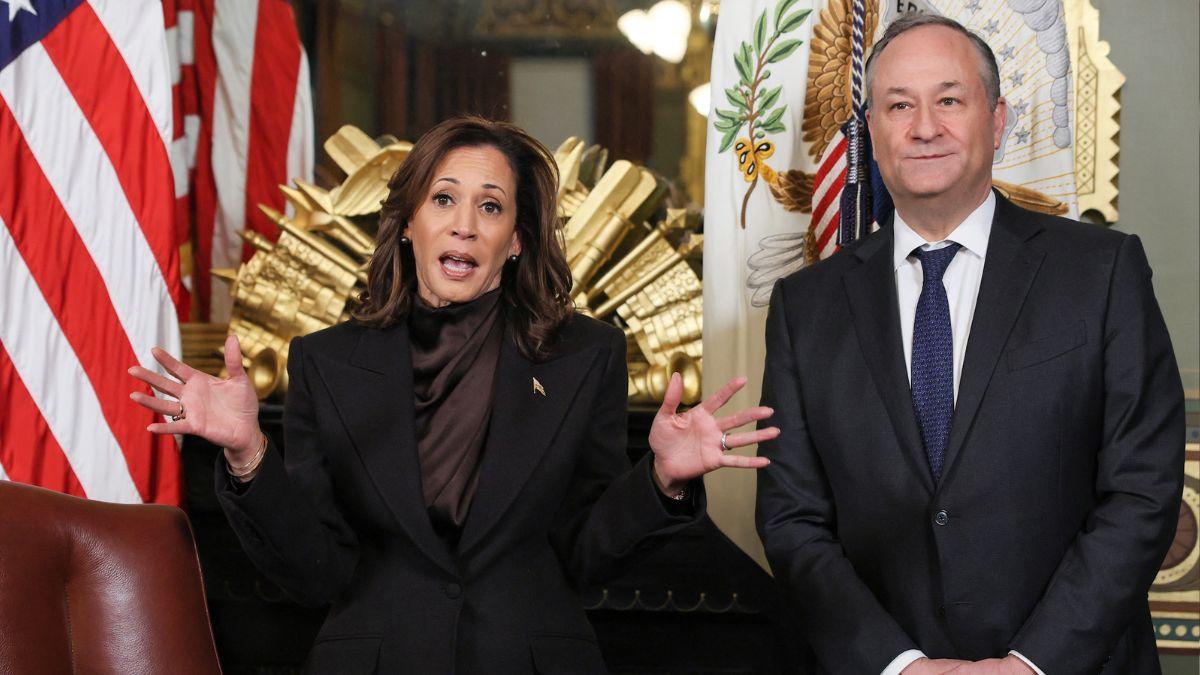 Photo of Kamala Harris, Doug Emhoff
