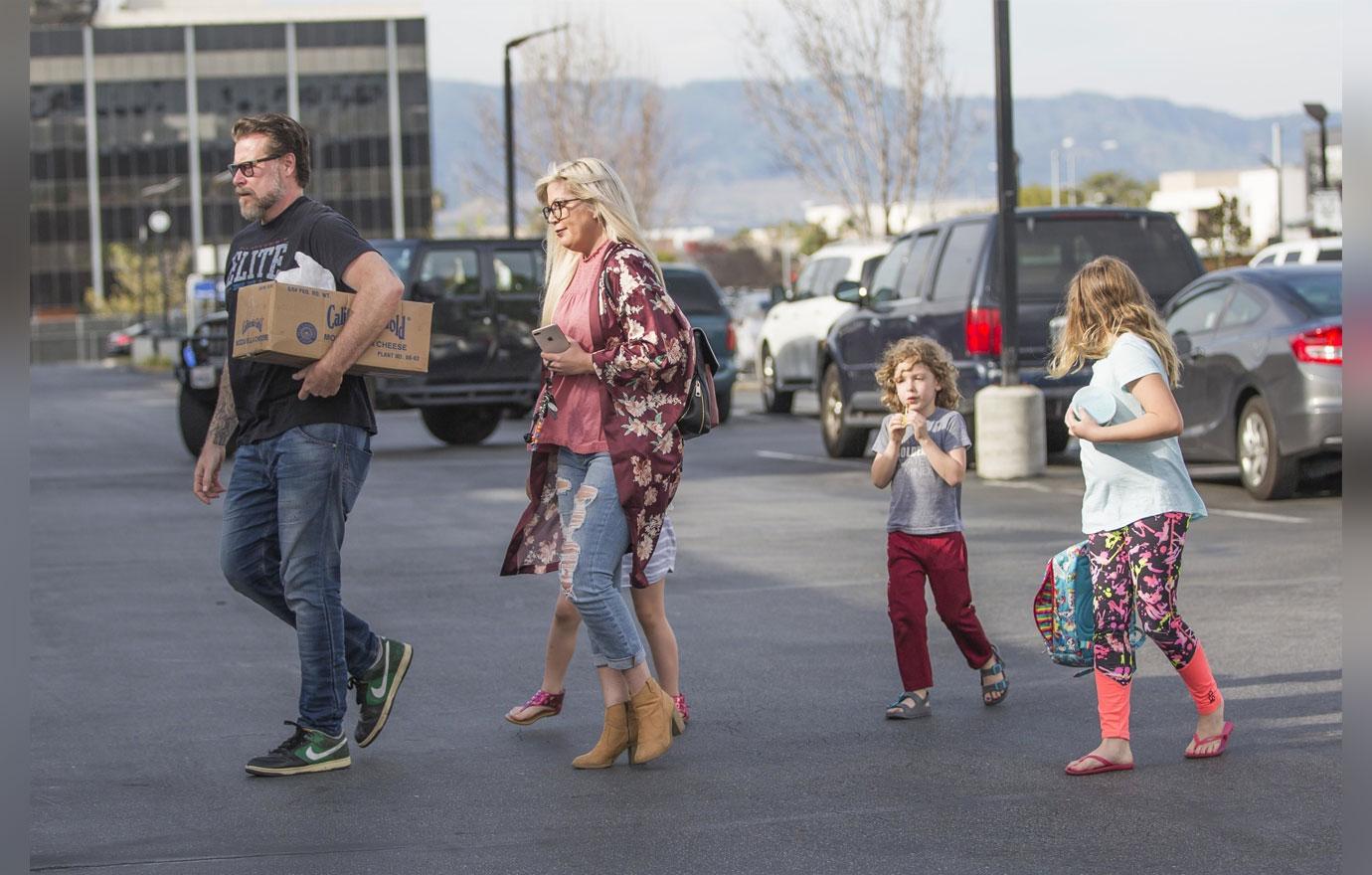 Tori Spelling Looks Exhausted During Shopping Trip