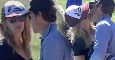 Julia Roberts Danny Moder Kiss Amid Divorce Rumors