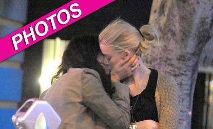 //amber heard kiss girl npg