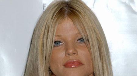 //donna derrico broke pp