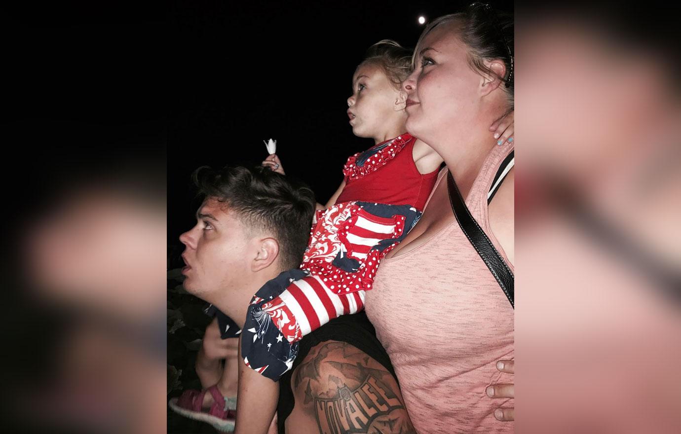 catelynn lowell tyler baltierra drinking in front of daughter