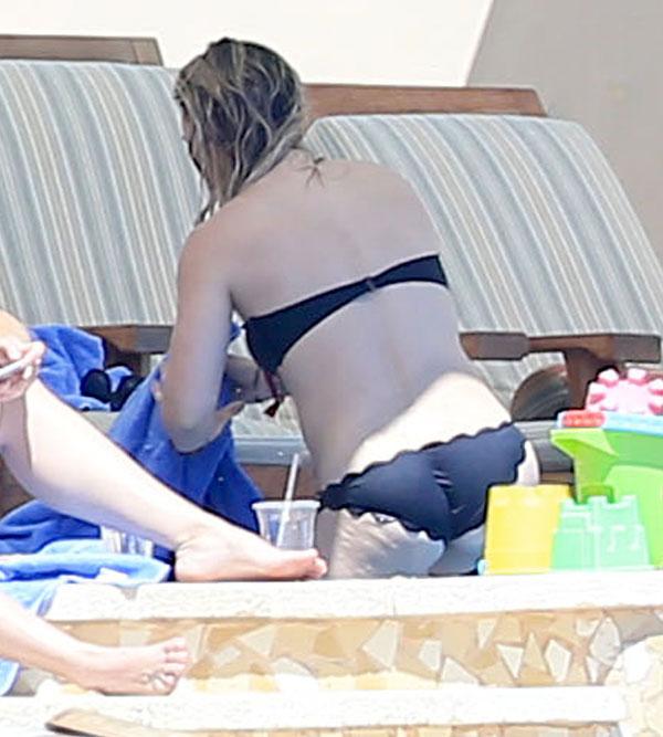 Hilary Duff Bikini Photos In Mexico