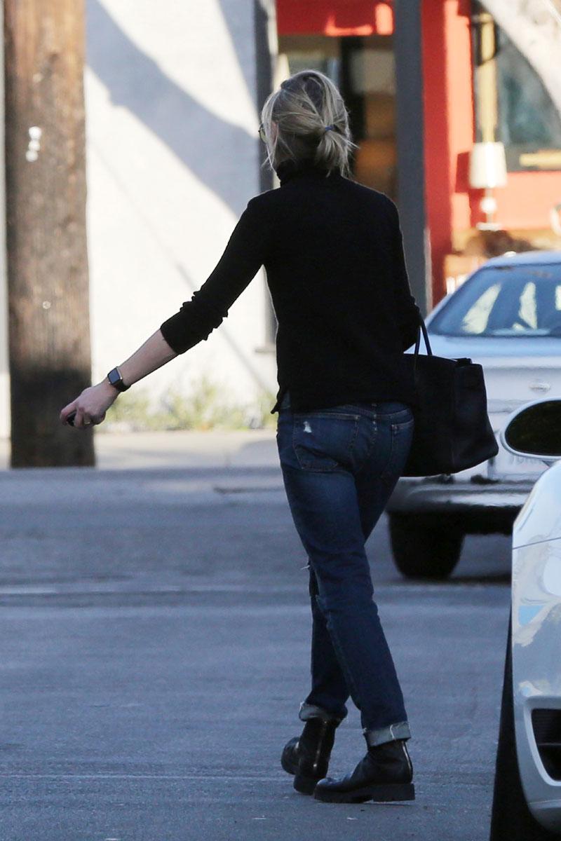 Scary Skinny Portia De Rossi Photos