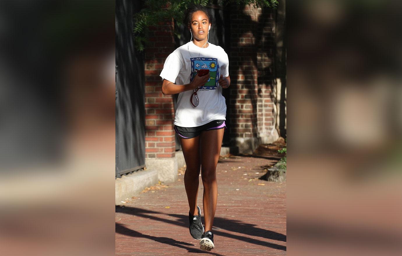 Malia Obama shorts jog harvard