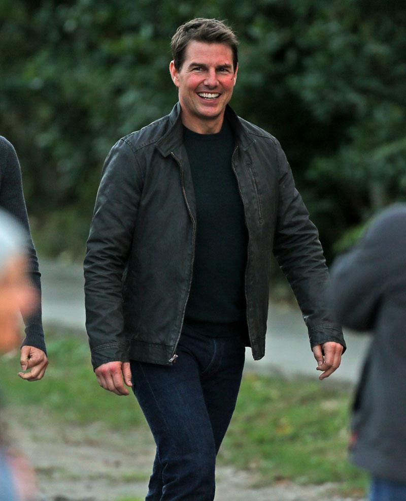 Tom Cruise Parties In Las Vegas Where is Suri