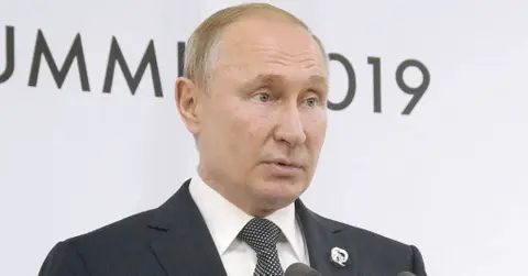 vladimir putin slurs stutters ww speech health concerns mountjpg