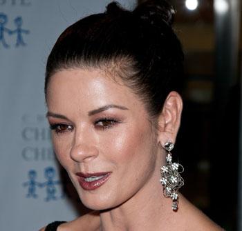 //pp_catherinezetajones_wenn