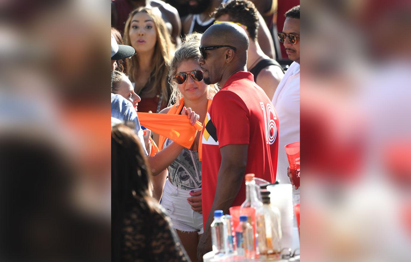 Jamie Foxx Parties With Women Katie Holmes Alone In Paris After Split