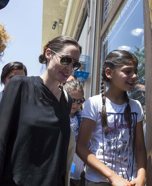 Angelina Jolie Adopt Syrian Orphans Brad Pitt No