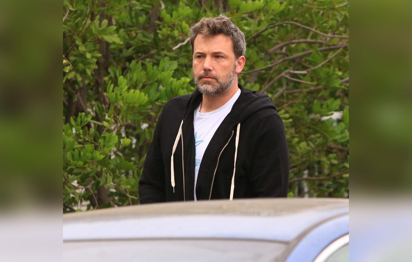 //ben affleck leaves rehab substance abuse playboy model girlfriend shauna sexton