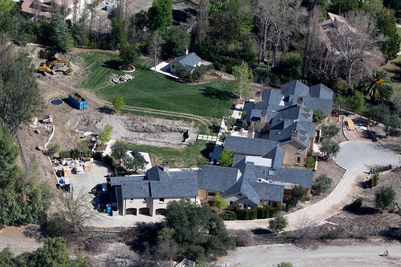 Kim Kardashian Kanye West Bel Air Mansion Financial Trouble Divorce