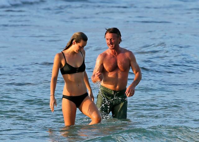 Sean Penn Shirtless Mystery Woman Kissing Hawaii