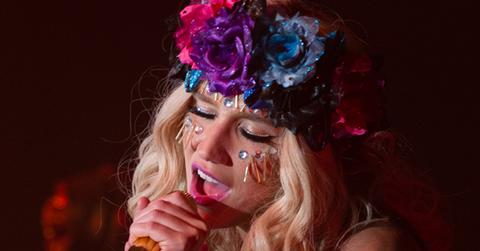 Kesha Singing Thank You Dr. Luke Rape