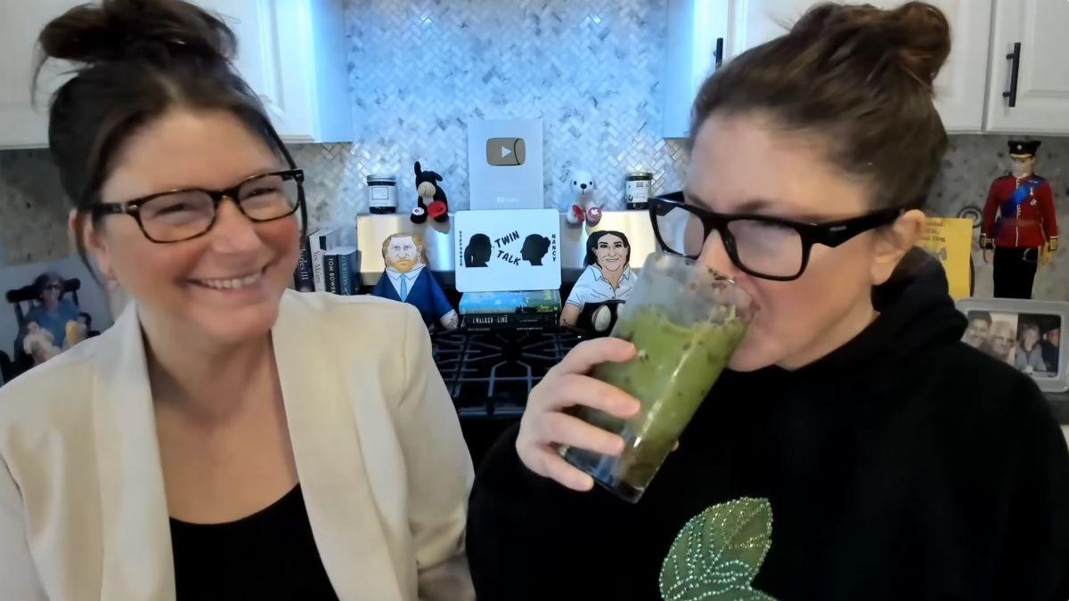 Photo of  Stephanie and Nancy Sidley