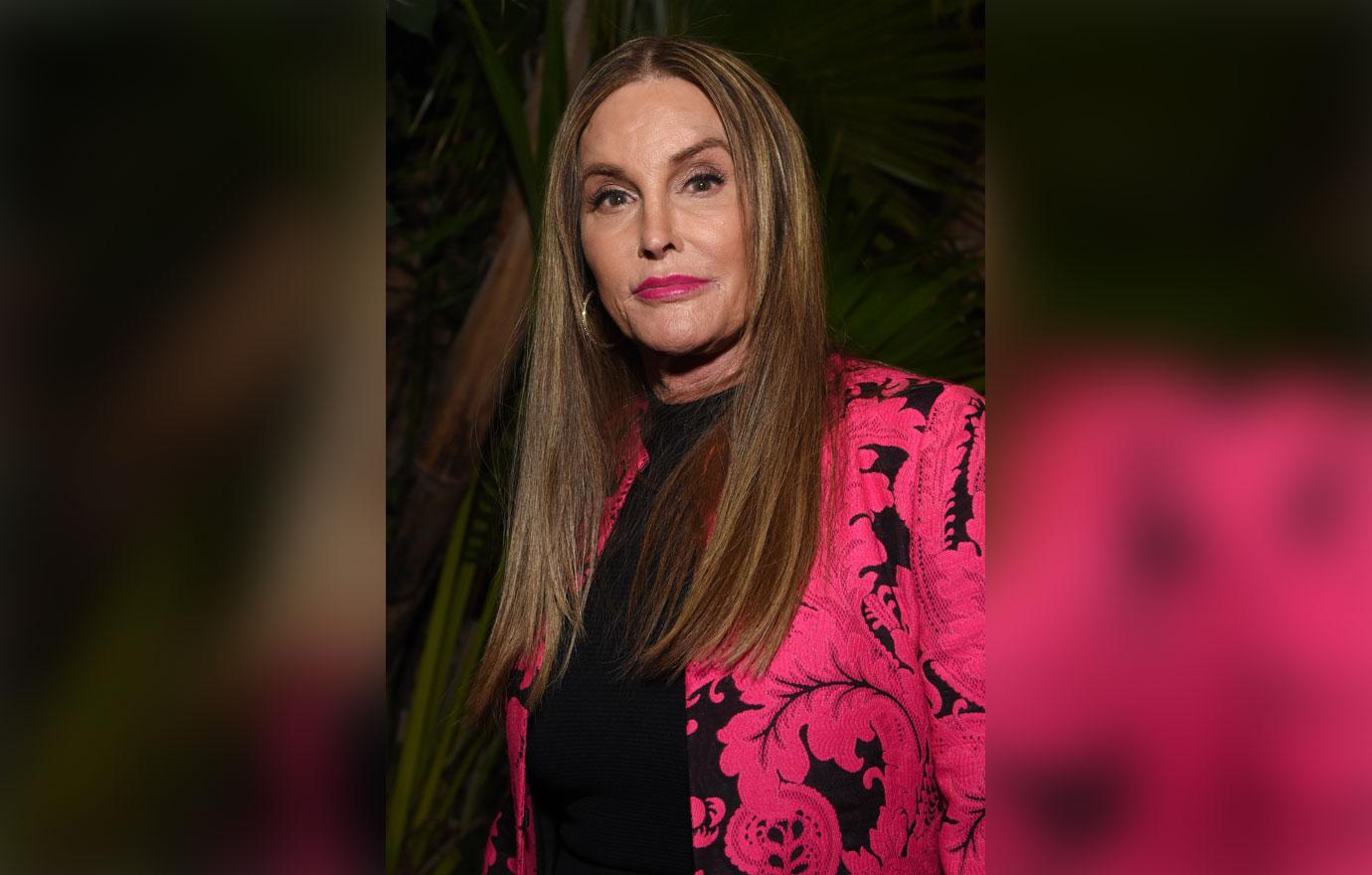 //Caitlyn Jenner plastic surgery unrecognizable new face