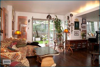 Inside Rue McClanahan's Whacky New York Apartment