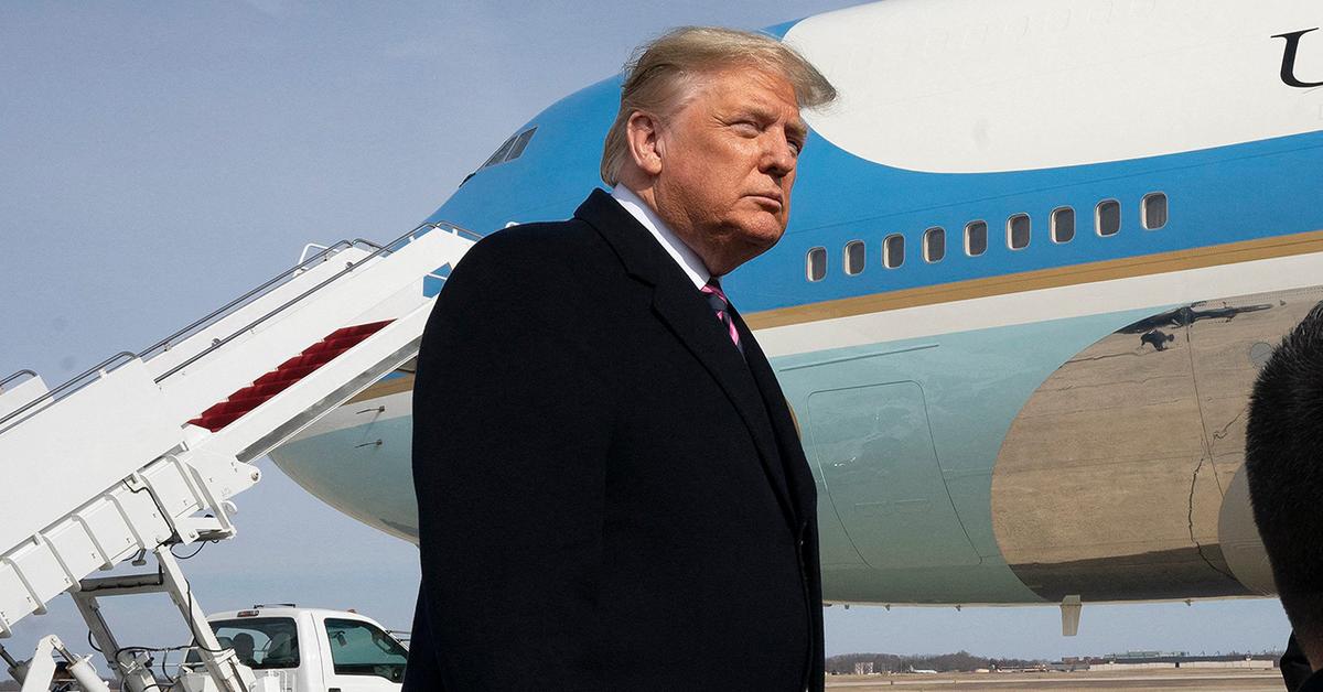 Trump 'Leaked Decoy Plane' Revelation to Boost His Sinking…
