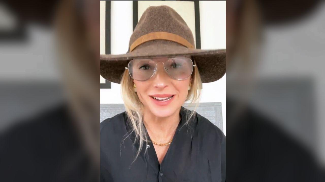 Kelley Wolf said she was diagnosed with 'breakthrough drug-induced mania with psychosis.'