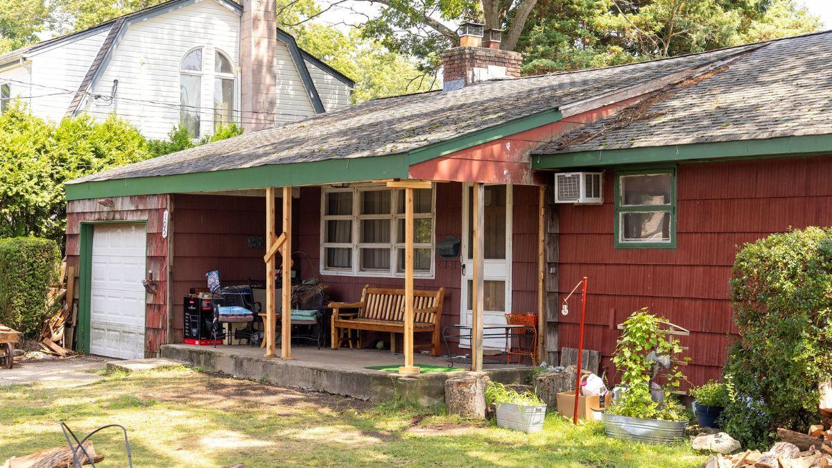 Rex Heuermann was said to be a 'fan' of John E. Douglas' true crime thriller, 'Mindhunter'.