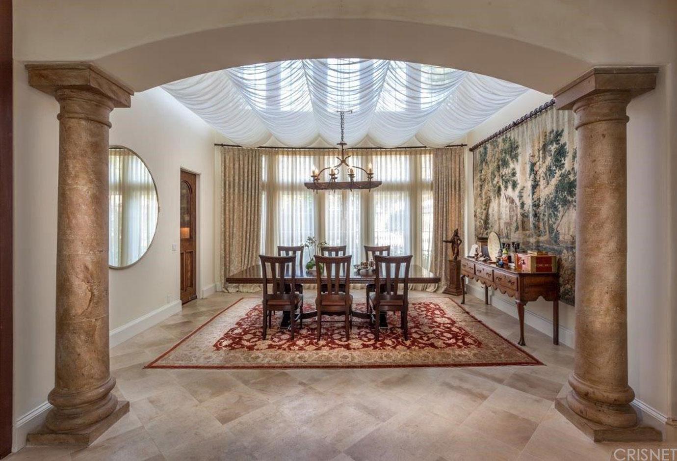 //charlie sheen house photos beverly hills sale mansion