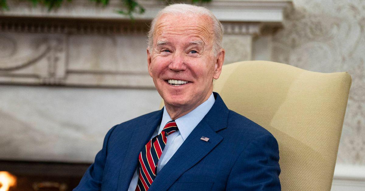 https://media.radaronline.com/brand-img/50pbiOOS8/0x0/joe-biden-ignore-questions-classified-docs-new-report-doj-fbi-searchjpg-1674051277247.jpg