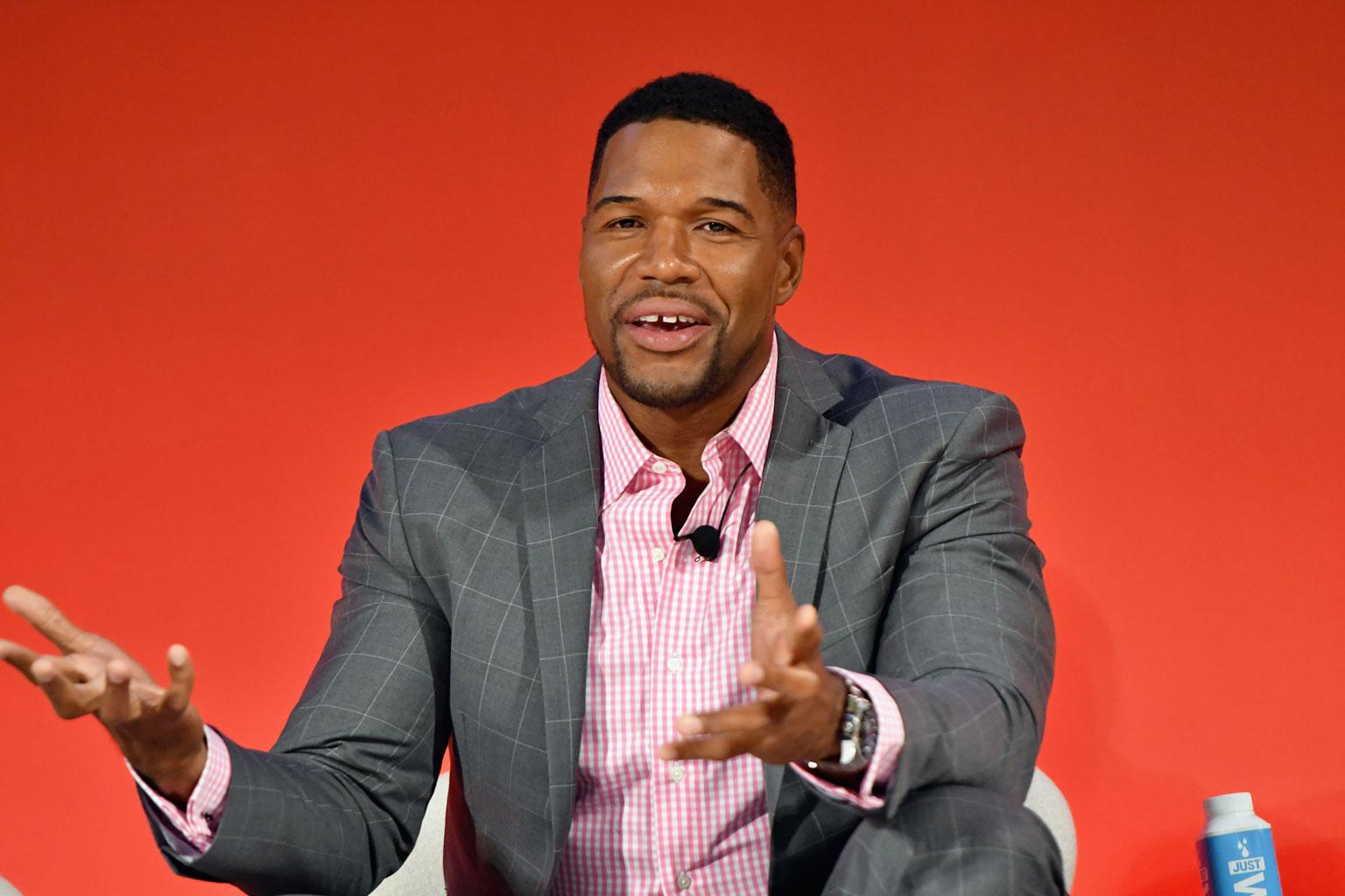 //Michael strahan kelly ripa feud live tell all