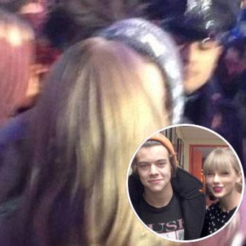 //taylor swift harry styles new years eve kiss