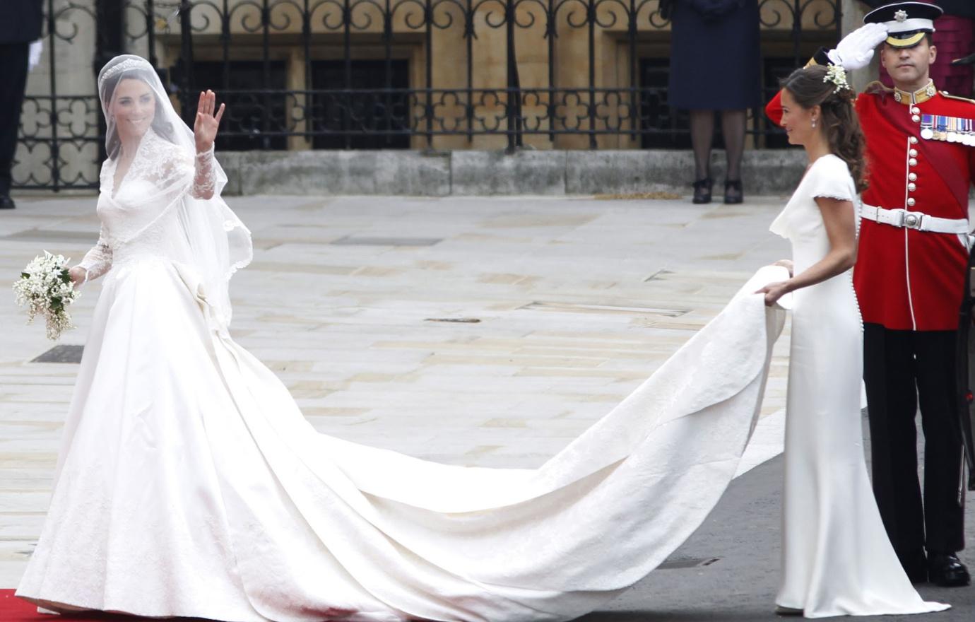 Pippa and Kate at the Royal Wedding