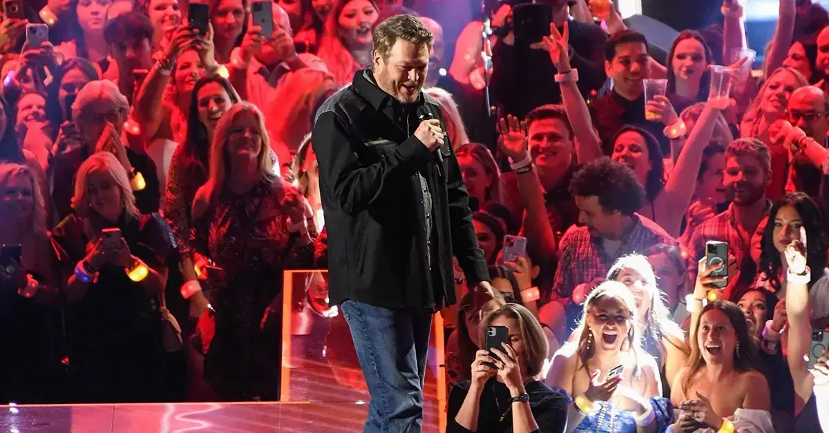 blake shelton put out to pasture on fat farm