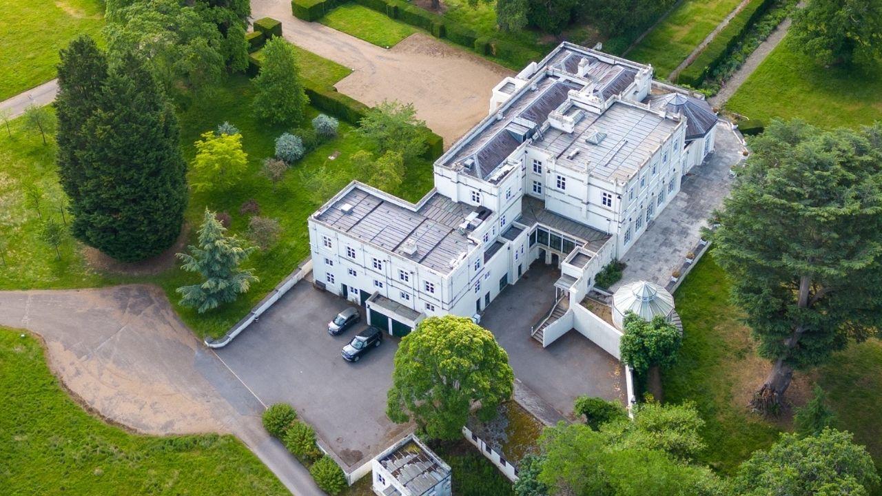 Photo of Royal Lodge