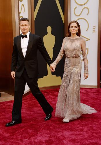 Toxic Marriage Angelina Jolie And Brad Pitt S Shocking Divorce File Exposed