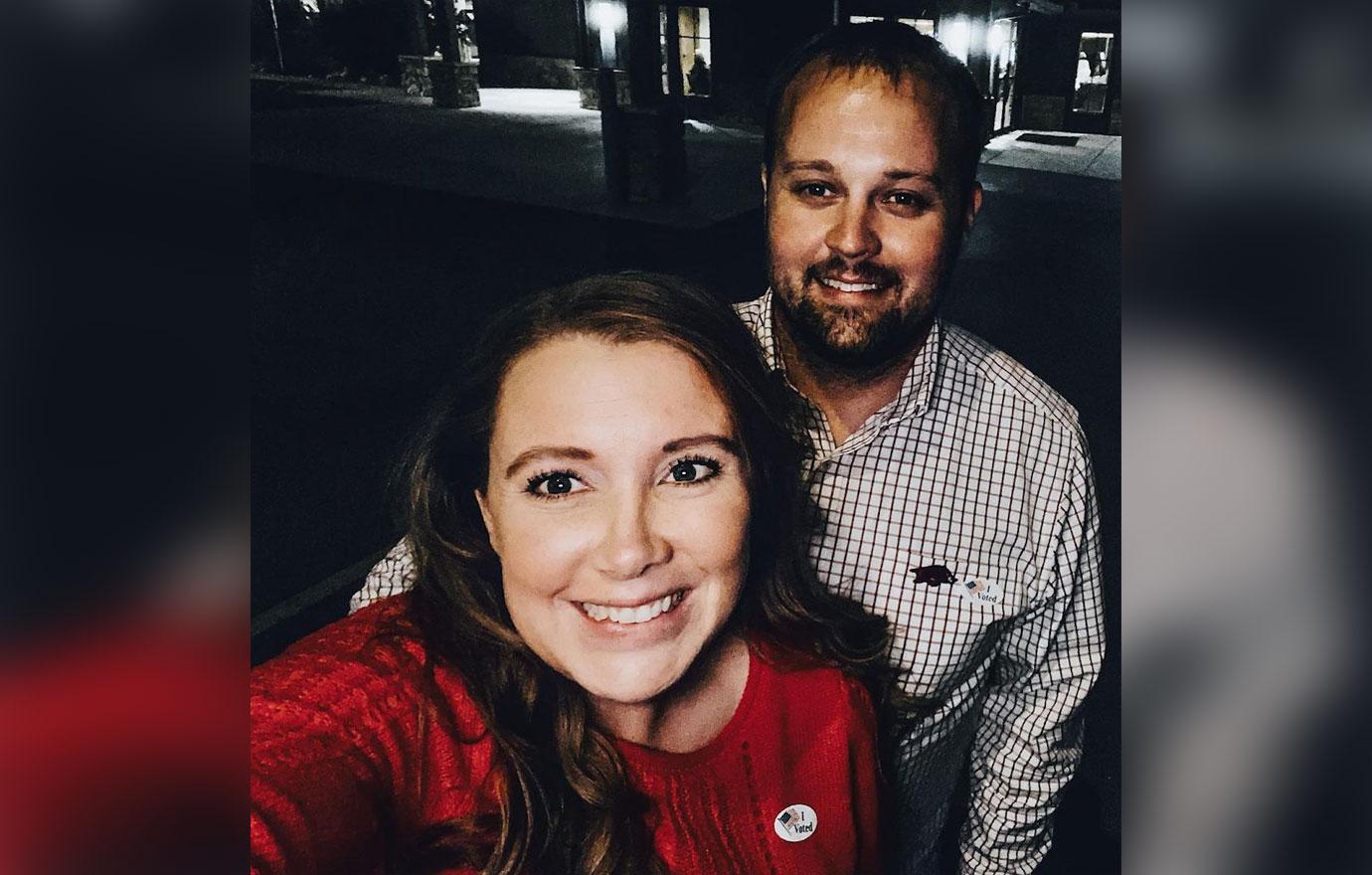 josh duggar iphone seized federal agents criminal case demands dismissed