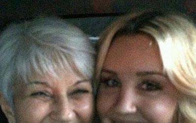 Amanda Bynes Parents Fashion School Twitter