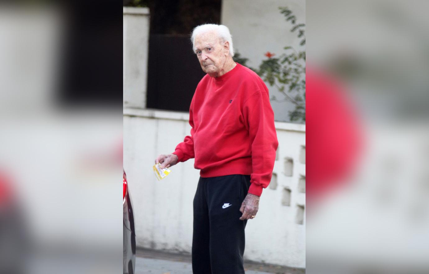 Bob Barker Looks Dazed And Confused As He Goes On A Walk Around Los Angeles