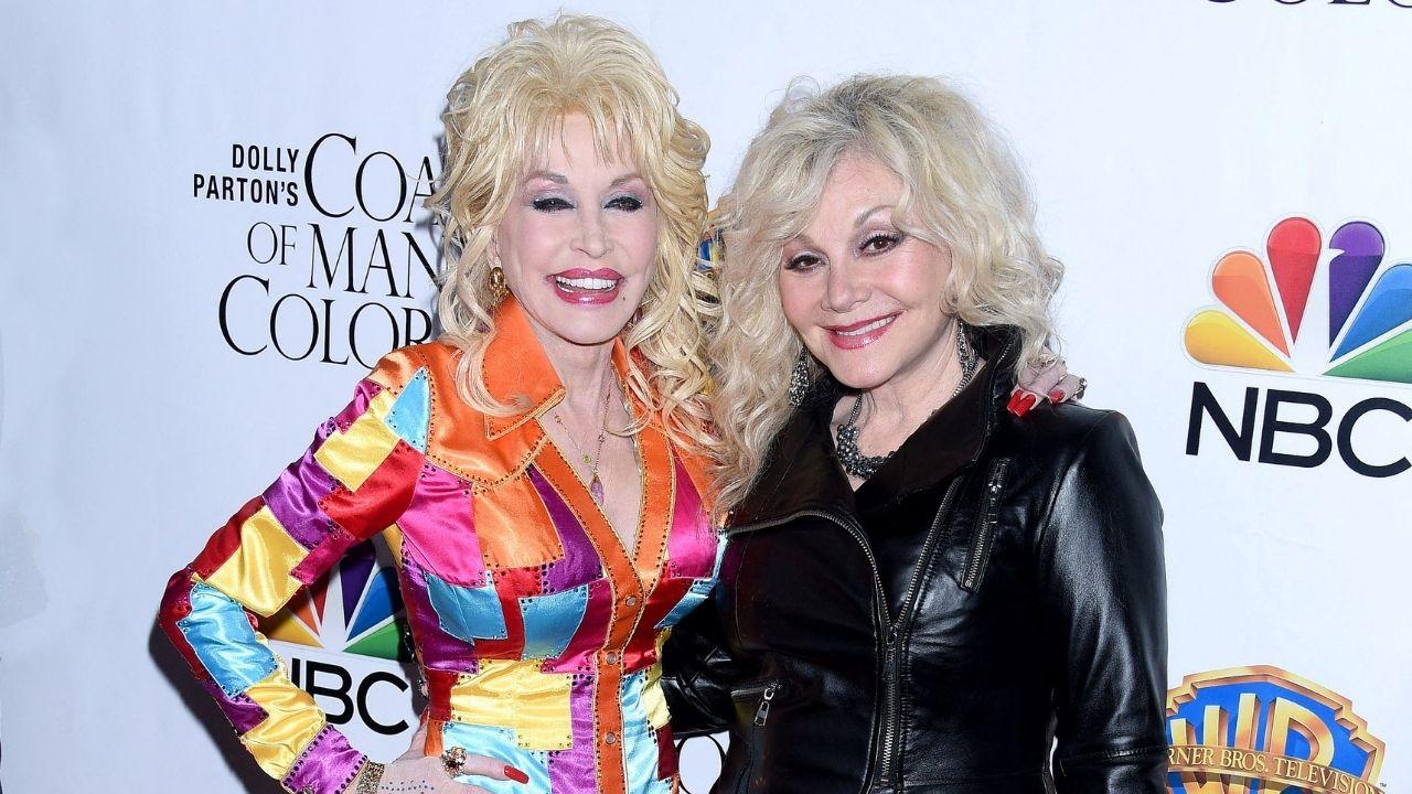 Photo of Dolly and Stella Parton