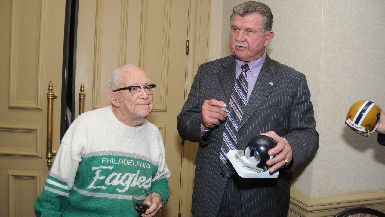 Photo of Mike Ditka