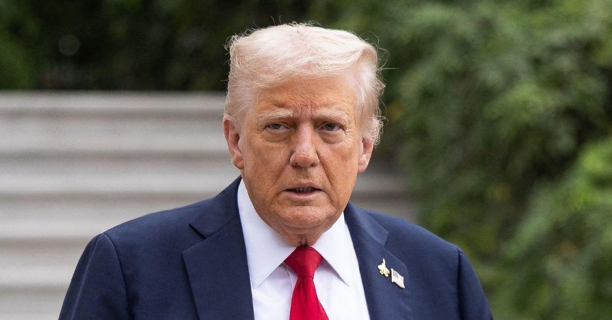 picture of Donald Trump and Bad Bunny