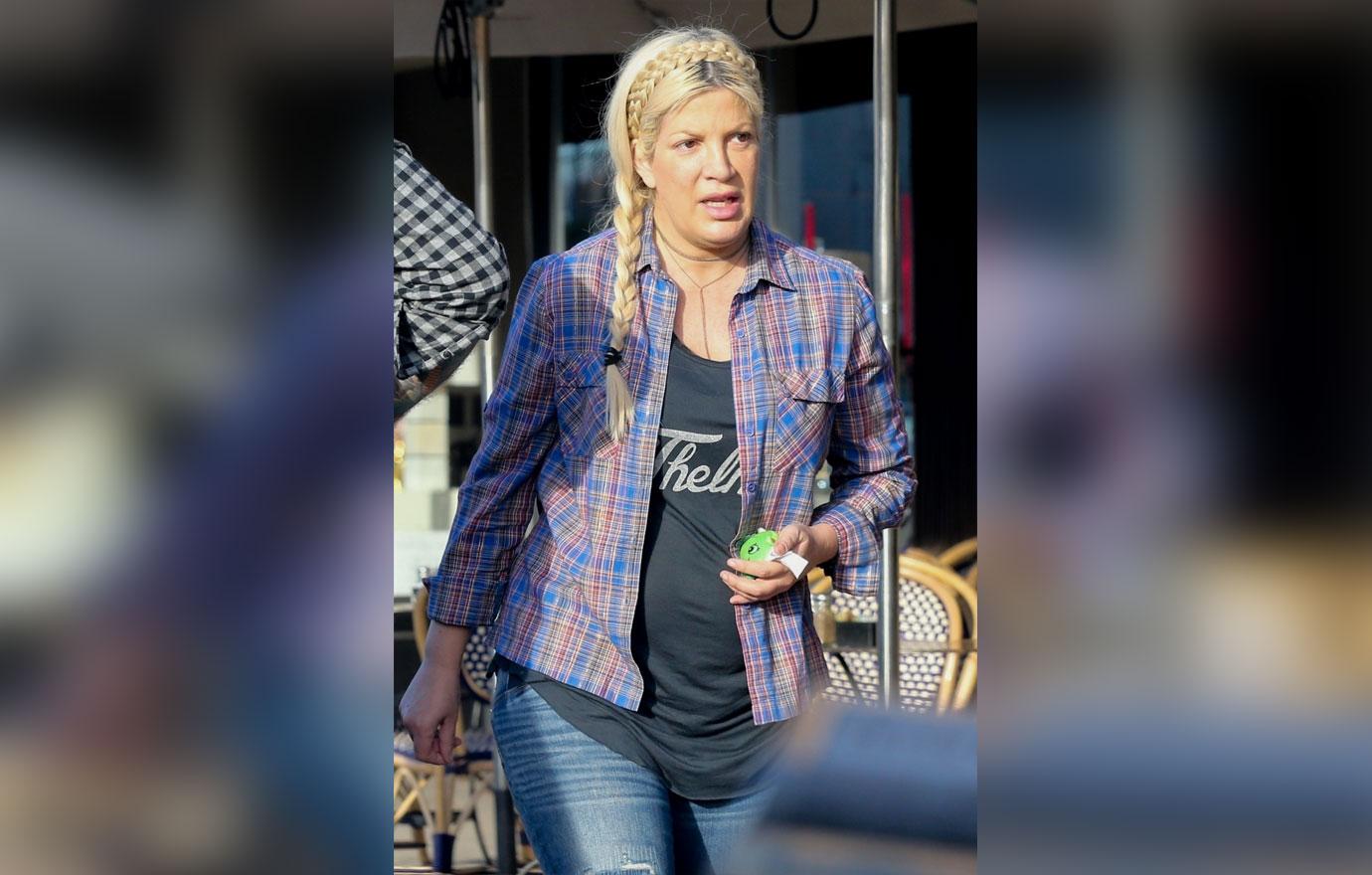 tori spelling pregnant baby number six