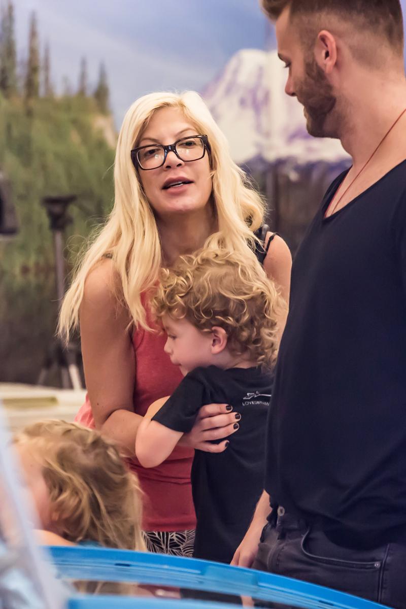 Tori Spelling Hospitalized Again