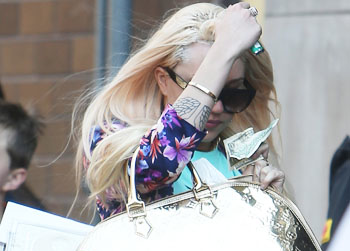 //amanda bynes blonde splash