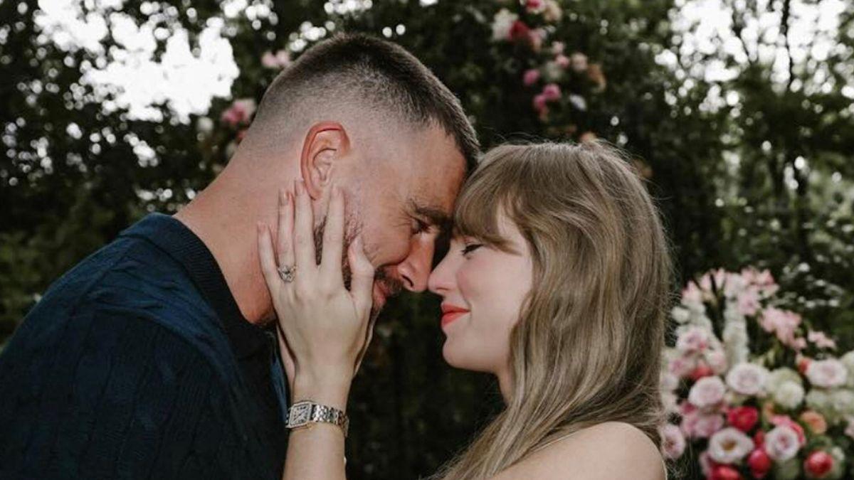 picture of Taylor Swift and Travis Kelce